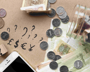 Co zrobić z obcą walutą po powrocie z wakacji?