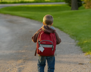 Wydatki szkolne a domowy budżet – jak planować rok szkolny i inwestować w przyszłość dzieci?