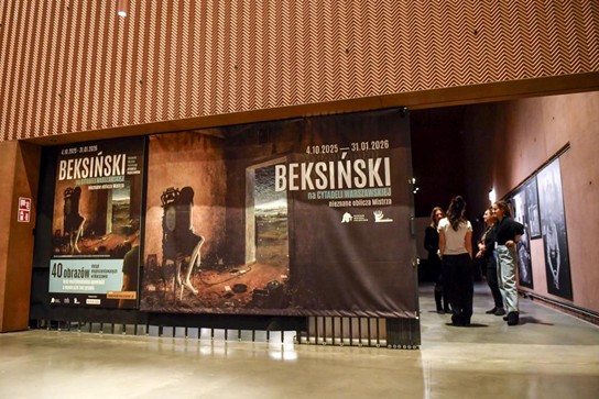 https://dailynet.pl/wernisaz-wystawy-beksinski-na-cytadeli-warszawskiej-wyjatkowy-wieczor-z-mistrzem-wyobrazni/