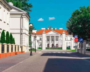 Uniwersytet w Siedlcach — Dzień Otwarty 2025. Co w życiu się liczy – sztuka dokonywania wyborów.