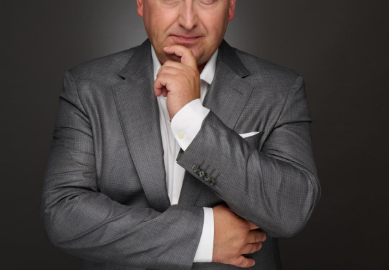 napiecia-na-bliskim-wschodzie-wstrzasaja-rynkami-ropa-i-zloto-drozeja-inwestorzy-szukaja-bezpiecznych-przystani