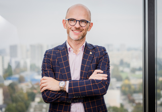 niepewnosc-regulacyjna-na-rynku-kryptowalut-po-drugim-wecie-kanga-exchange-o-impasie-i-projekcie-ue0