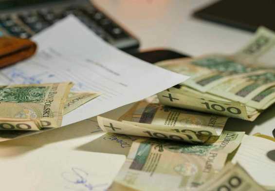 alimenty-w-polsce-to-miliardowy-problem-system-dziala-na-papierze-ale-przegrywa-z-rzeczywistoscia