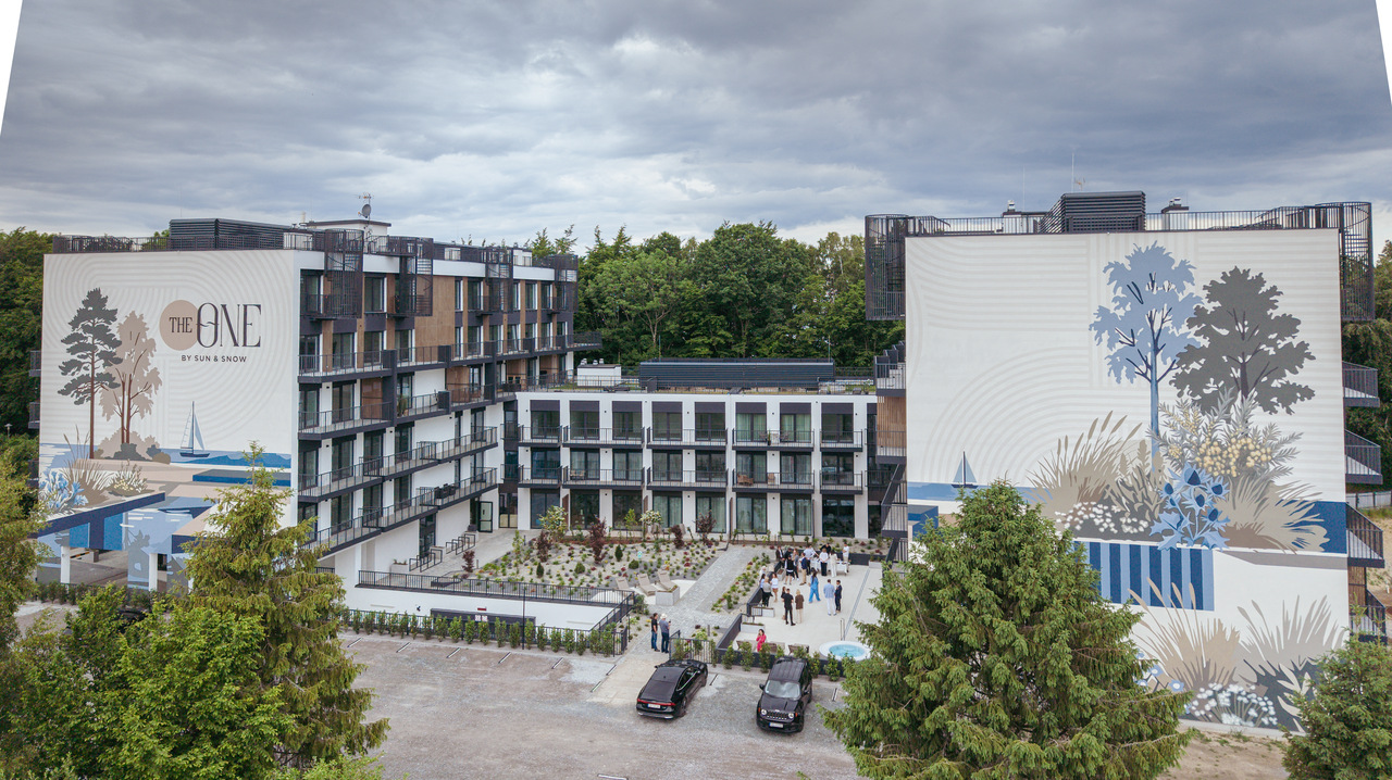 50-krokow-od-morza-i-caloroczny-resort-premium-sunsnow-oficjalnie-otworzyl-the-one-w-ustroniu-morskim