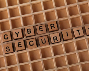 cyberbezpieczenstwo-zaczyna-sie-zanim-powstanie-pierwsza-linia-kodu